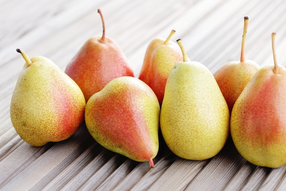 11 Surprising Health Benefits of Pears - Natural Food Series