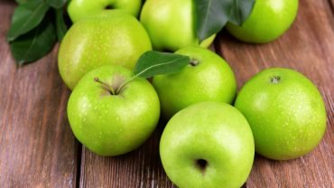 11 Amazing Health Benefits of Eating Green Apples during Pregnancy