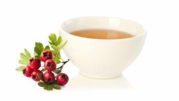 10 Amazing Benefits of Hawthorn Tea