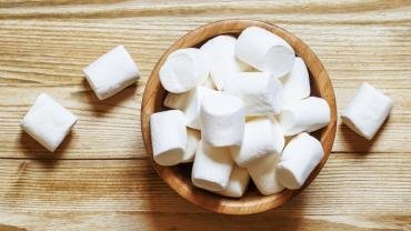 10 Amazing Benefits & Uses Of Marshmallows